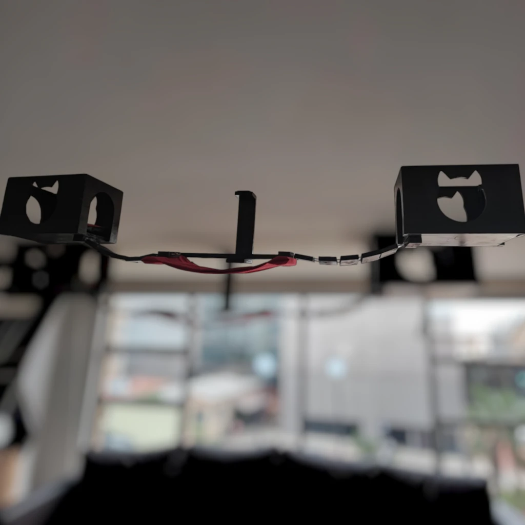 Vista del gimnasio de techo del Combo Confianza, casas de pared para gatos