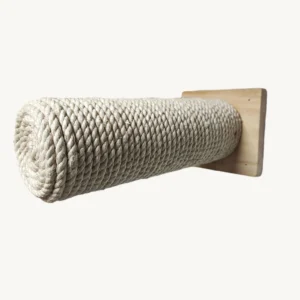 Tubo horizontal de escalada para gatos con base en madera — Colección Entorno ConSentido Mascotas